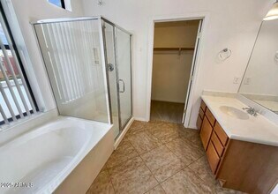 123 N Washington St in Chandler, AZ - Building Photo - Building Photo