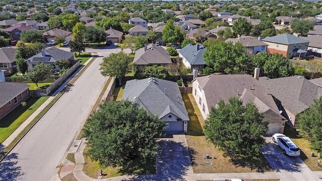 3300 Winding Shore Ln in Pflugerville, TX - Building Photo - Building Photo