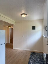 2412 E St Vrain St in Colorado Springs, CO - Building Photo - Building Photo