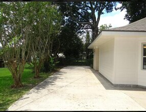 107 Essex St in Lafayette, LA - Building Photo - Building Photo