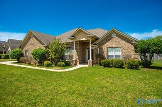 25520 Gray Stone Dr in Madison, AL - Building Photo - Building Photo