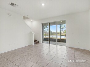 136 Mangrove Shade Cir in Apollo Beach, FL - Building Photo - Building Photo