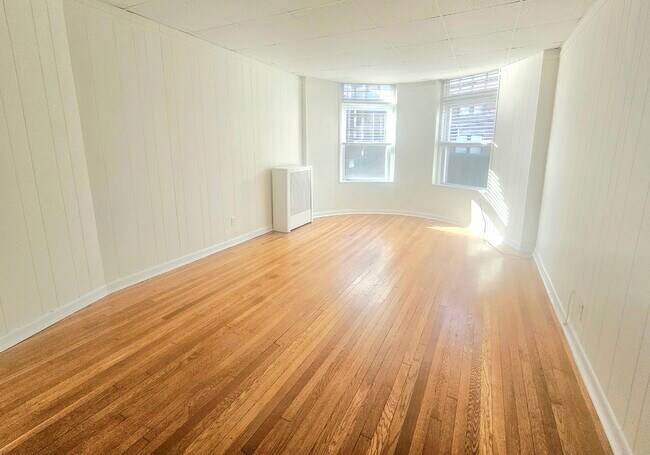 property at 21 Green St
