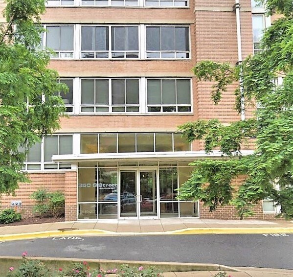 350 G St SW in Washington, DC - Building Photo - Building Photo