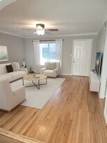 1527 Rutland St in Houston, TX - Building Photo