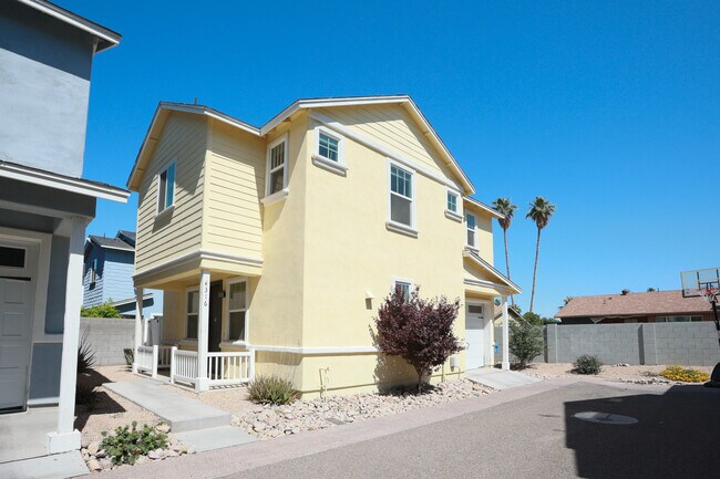 814 E Roma Ave in Phoenix, AZ - Building Photo - Building Photo