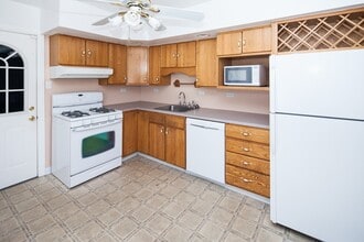 225 Brennen Dr in Newark, DE - Building Photo - Building Photo