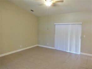 6117 NW Gause Ave in Port St. Lucie, FL - Building Photo - Building Photo