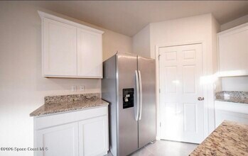 487 Old Country in Grant Valkaria, FL - Building Photo - Building Photo