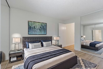 Clayton Gardens in Concord, CA - Foto de edificio - Building Photo