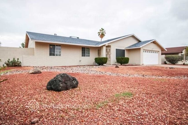 4131 W Angela Dr in Glendale, AZ - Building Photo - Building Photo