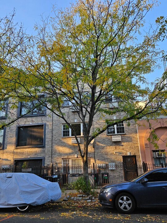 733 Monroe St in Brooklyn, NY - Building Photo