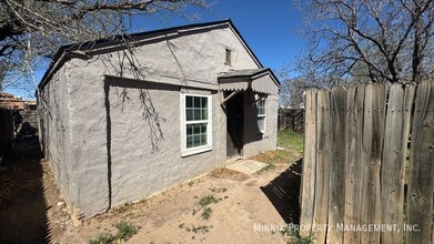 1920 20th St in Lubbock, TX - Building Photo - Building Photo