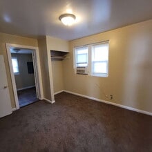 2844 N Gladstone Ave in Indianapolis, IN - Foto de edificio - Building Photo