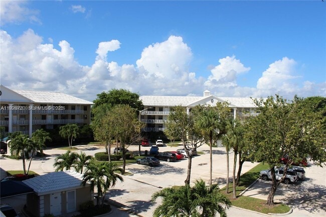 3511 Village Blvd in West Palm Beach, FL - Building Photo - Building Photo