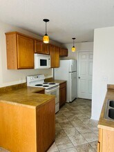 827 Whitetail Ct in Junction City, KS - Foto de edificio - Building Photo