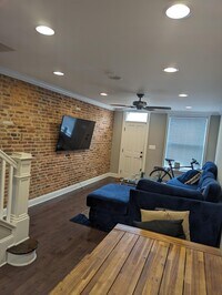 516 S Montford Ave photo'