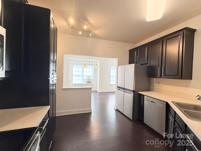 9858 Treeside Ln in Matthews, NC - Building Photo - Building Photo