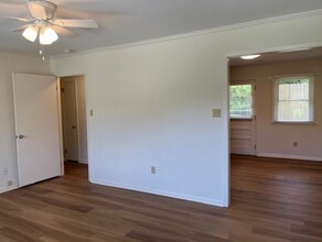 168 W Braxton Foushee St in Carrboro, NC - Building Photo - Building Photo