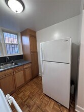 1054 Neill Ave, Unit GF in Bronx, NY - Building Photo - Building Photo