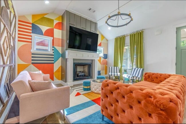 property at 1702 Netherwood Ave