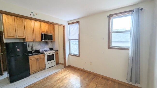 3495 John F Kennedy Blvd in Jersey City, NJ - Building Photo - Building Photo