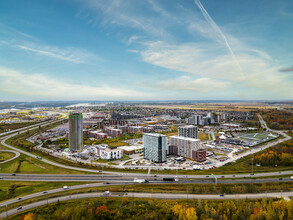 District Union in Terrebonne, QC - Building Photo - Building Photo