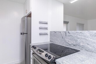 5918 Pierce St in Hollywood, FL - Building Photo - Building Photo