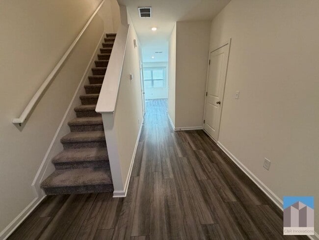 3520 Condor Ct SW in Atlanta, GA - Foto de edificio - Building Photo