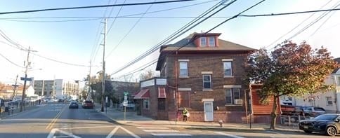 property at 1718 45th St
