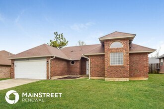 1712 Shawnee Trail in Choctaw, OK - Building Photo - Building Photo