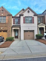 318 Knelston Oak Dr NE in Suwanee, GA - Building Photo