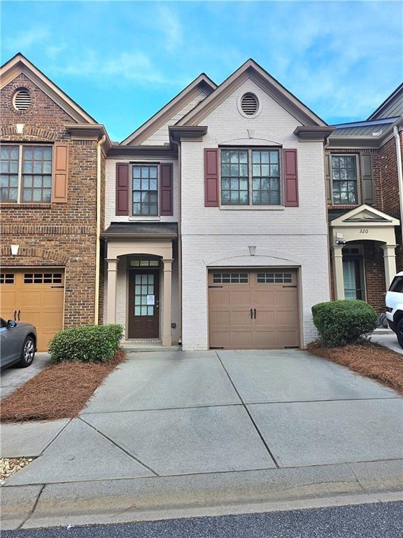 318 Knelston Oak Dr NE