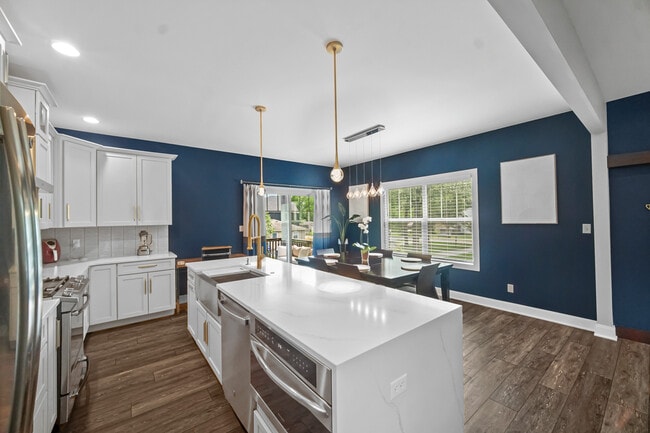 211 Bunker Dr in Schererville, IN - Building Photo - Building Photo