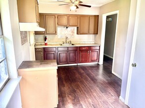 4725 Stearns St in Baton Rouge, LA - Building Photo - Building Photo