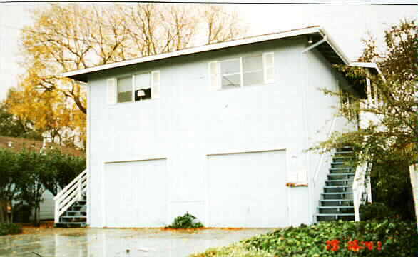 1122-1124 St. Francis St in Redwood City, CA - Foto de edificio - Building Photo