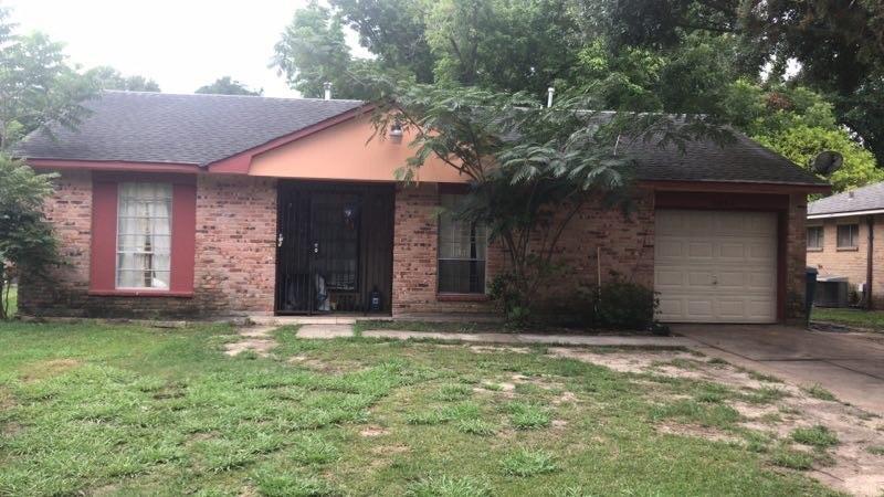 6033 Muskingum Ln in Houston, TX - Building Photo