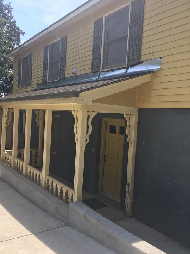 520 W Hancock St in Milledgeville, GA - Building Photo - Building Photo