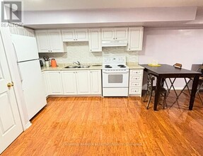 1215 Simcoe St S in Oshawa, ON - Building Photo - Building Photo