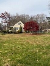 432 Pepper St in Monroe, CT - Building Photo - Building Photo