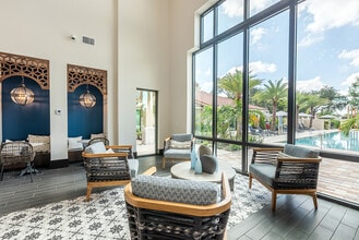 Cortland Portofino Place in West Palm Beach, FL - Foto de edificio - Building Photo