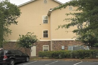2348 Benson Poole Rd SE in Smyrna, GA - Building Photo - Building Photo