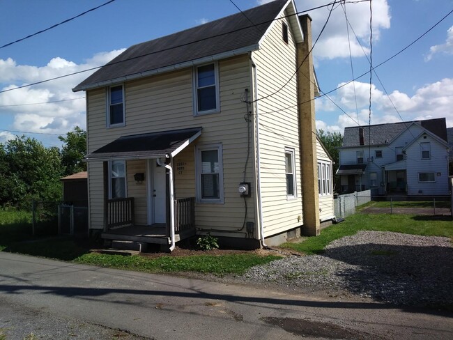 2223 Boyd Ct in Williamsport, PA - Building Photo - Building Photo