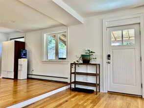 57 Violet Pl in Rhinebeck, NY - Building Photo - Building Photo