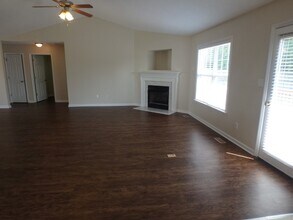 8 Clarence Ln in Garner, NC - Building Photo - Building Photo