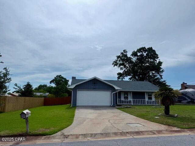 2823 Mary Baldwin Cir in Panama City, FL - Building Photo