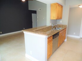 5740 Rock Island Rd, Unit 299 in Tamarac, FL - Building Photo