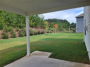 1817 Hanwoo Ln in Powder Springs, GA - Foto de edificio - Building Photo