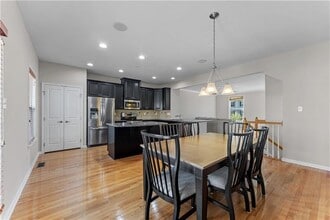 410 Fairmont Dr in Wexford, PA - Building Photo - Building Photo