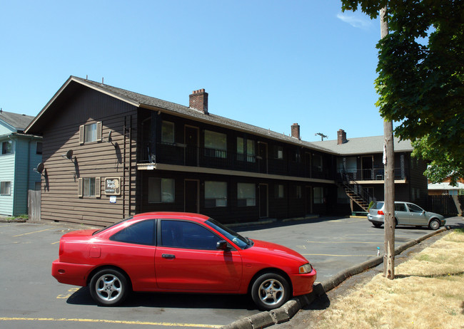 Silver Maple Apartments in Salem, OR - Building Photo - Building Photo